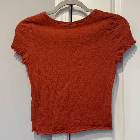 American Eagle Crop Top - Picture 2 of 3